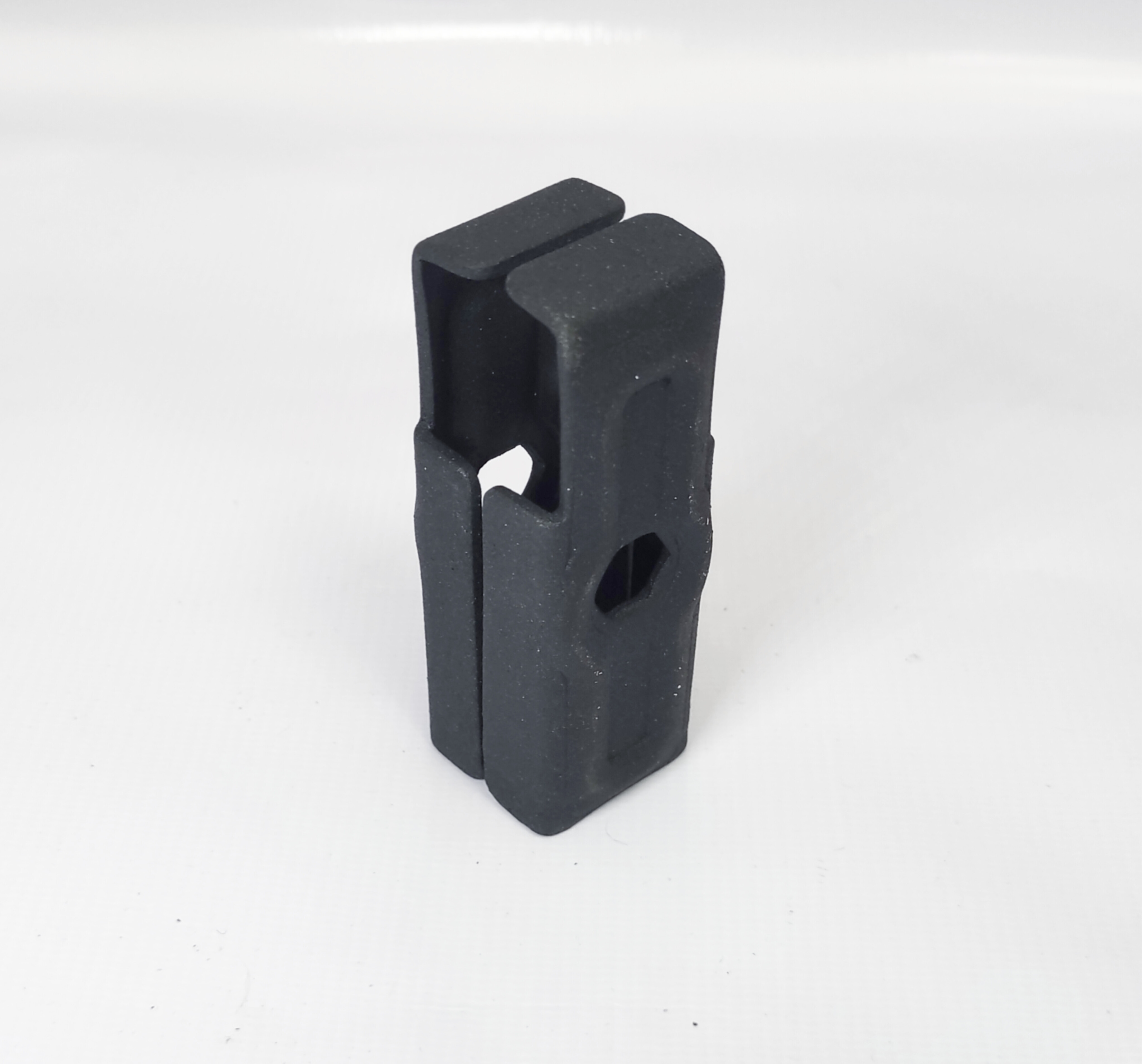 بست پروفیل ۲۵ یک طرفه 2mm مشکی