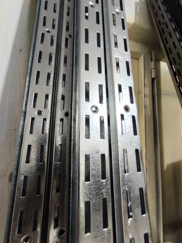 پایه رگال ستون 1/25mm گالوانیزه